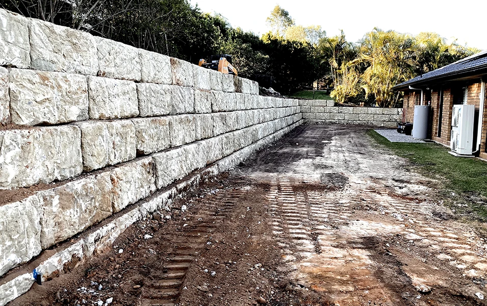 Sandstone Block Walls Terracing - Cashmere excavation at rear 10 600